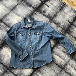 Duluth Trading Co Classic Denim Shirt, Women’s XL